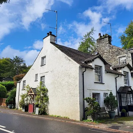 Wayside Clappersgate